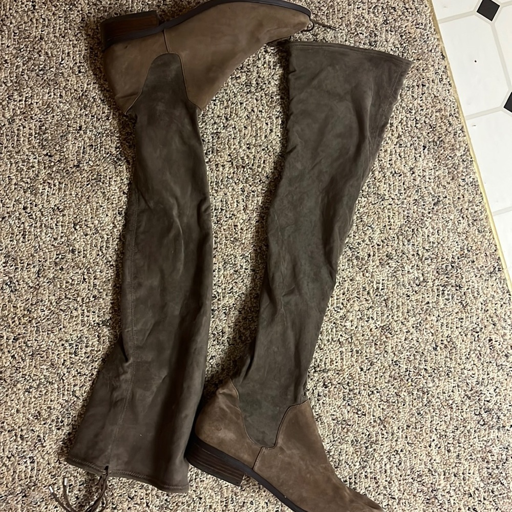 Stretchy suede OTK boots w/tie at top for perfect fit. “Mushroom” color.